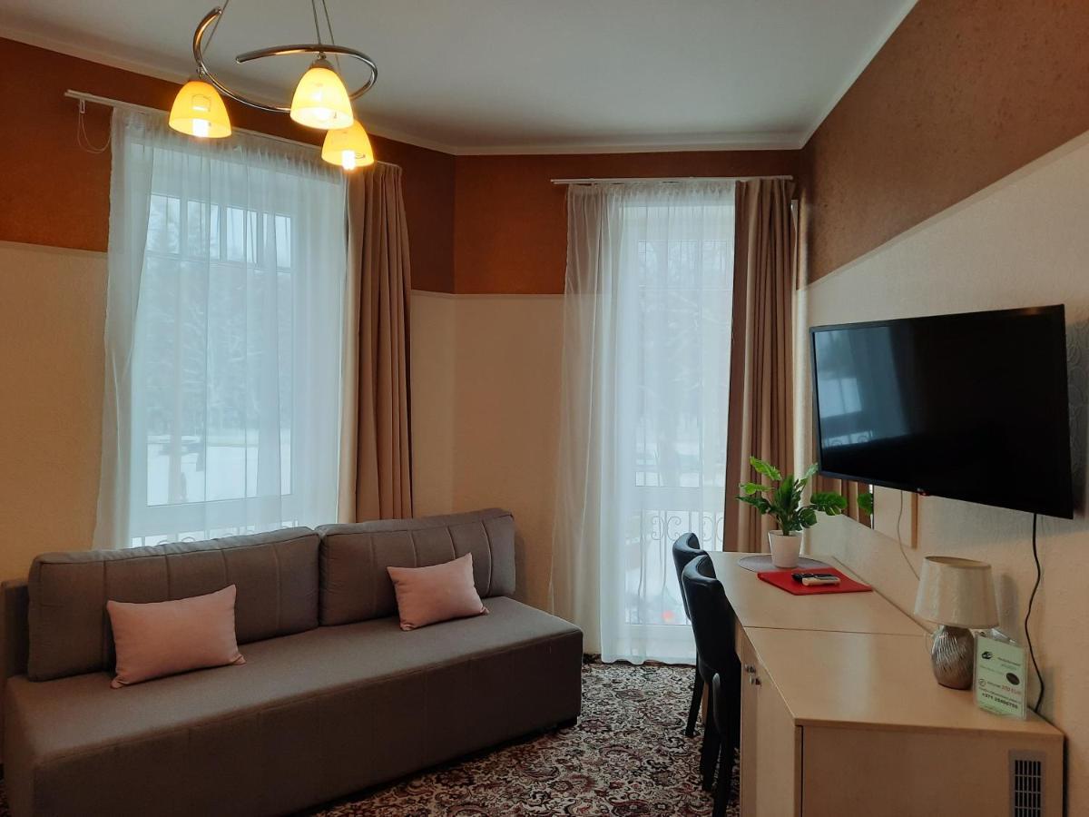 Hotel Pils With Self-Check In Sigulda Exterior foto