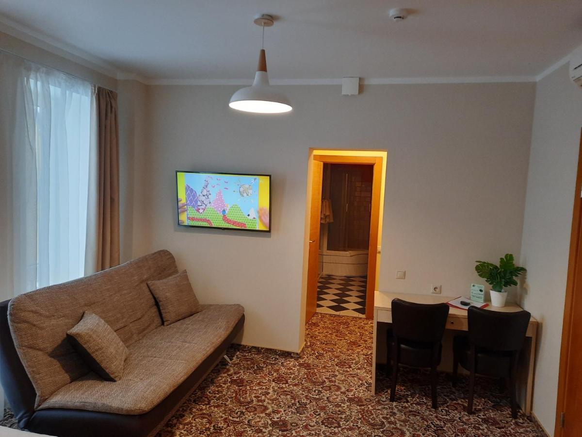 Hotel Pils With Self-Check In Sigulda Exterior foto