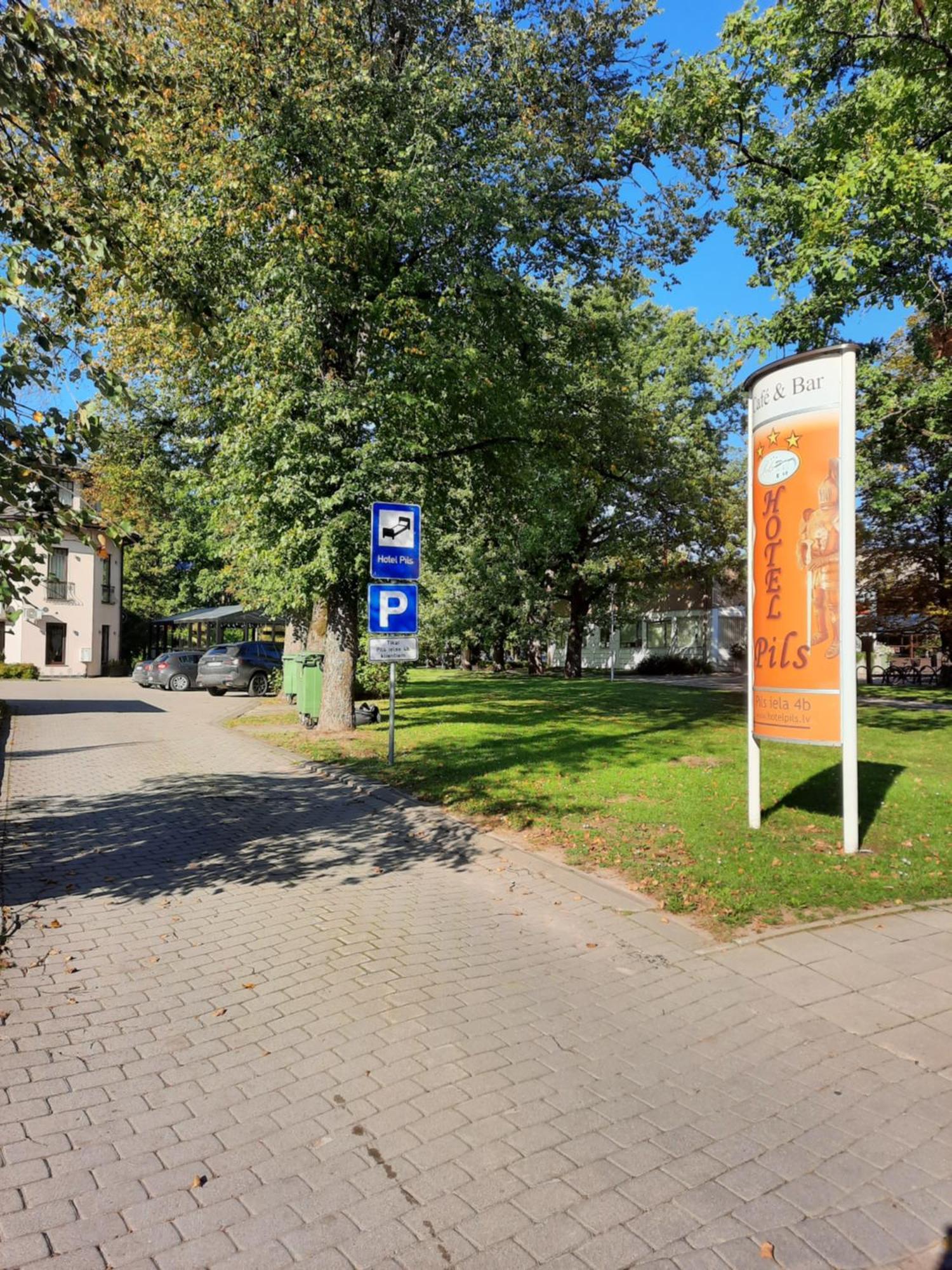 Hotel Pils With Self-Check In Sigulda Exterior foto